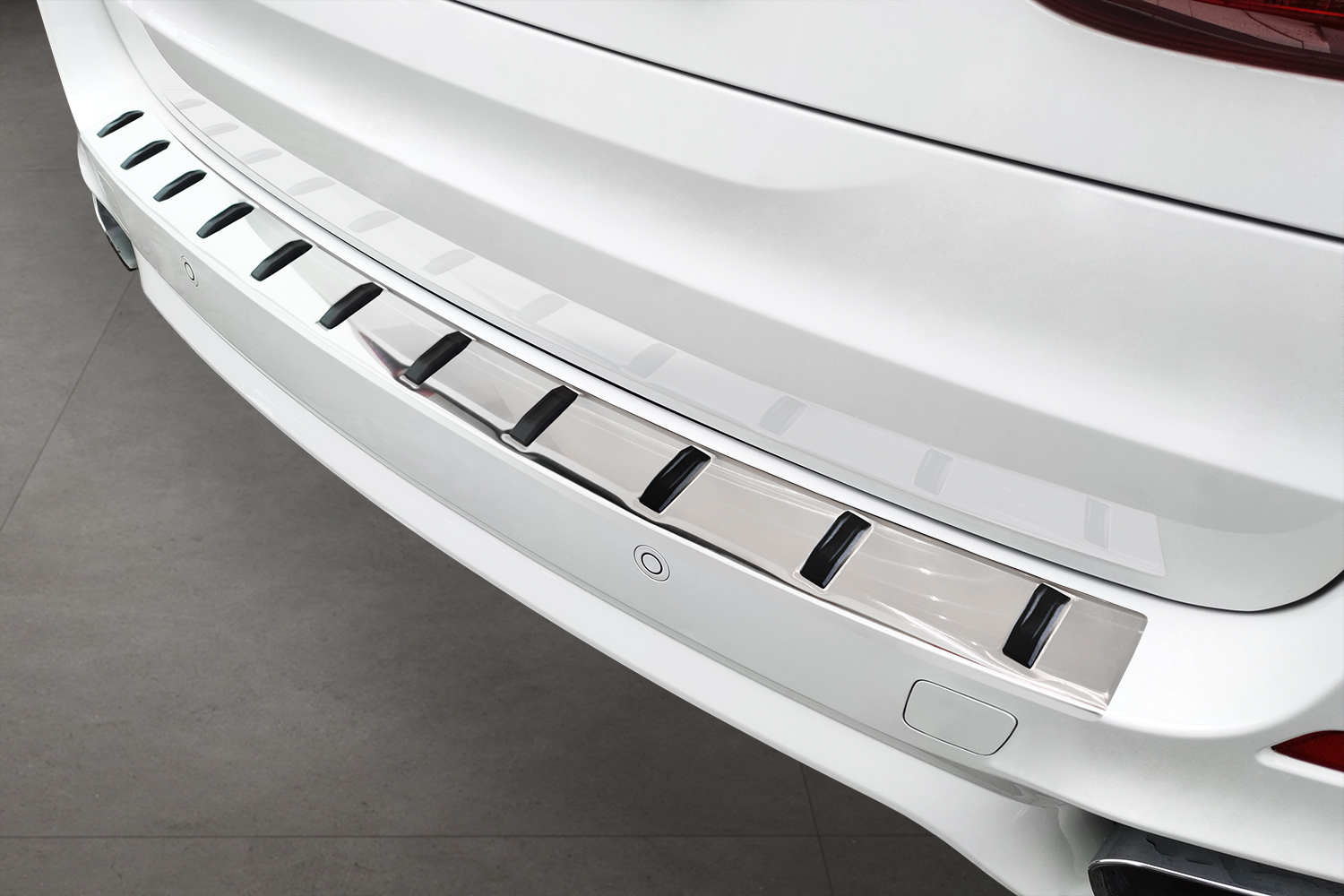 Protection de seuil de coffre convient à BMW X5 (F15) 2013-2018 acier inox brossé - Strong