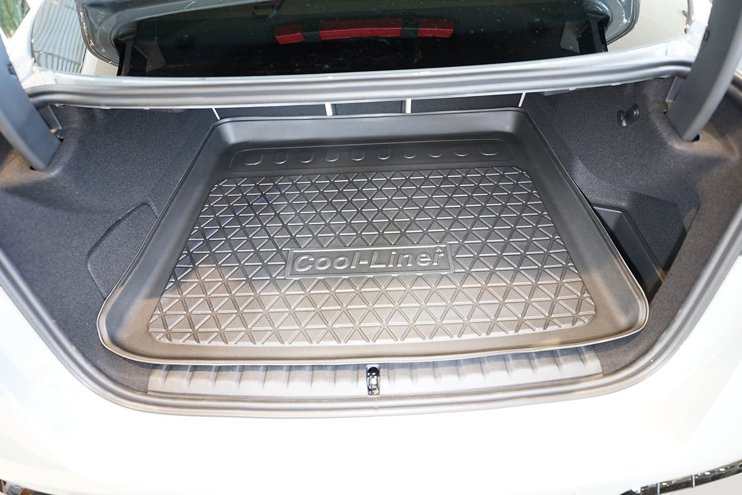 Boot mat suitable for BMW 2 Series Gran Coup&eacute; (F74) 2025-present Cool Liner anti slip PE/TPE rubber (BMW22CTM-C) (3)
