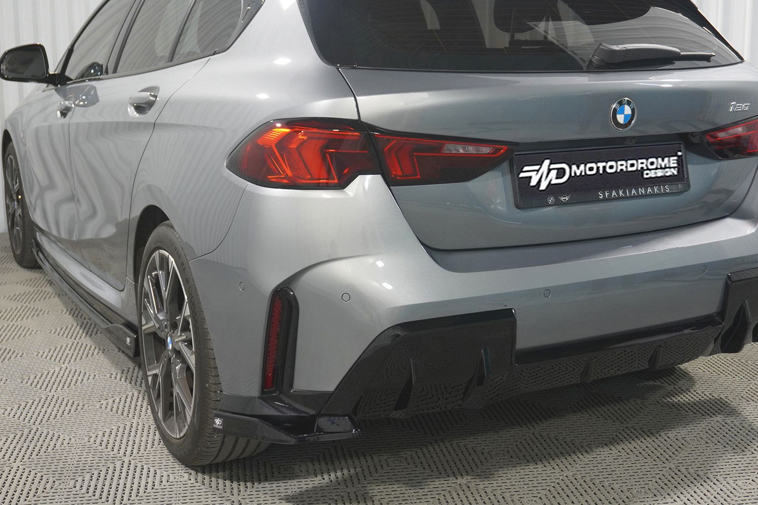 Side skirts suitable for BMW 1 Series (F70) 2024-present 5-door hatchback - painted (4)