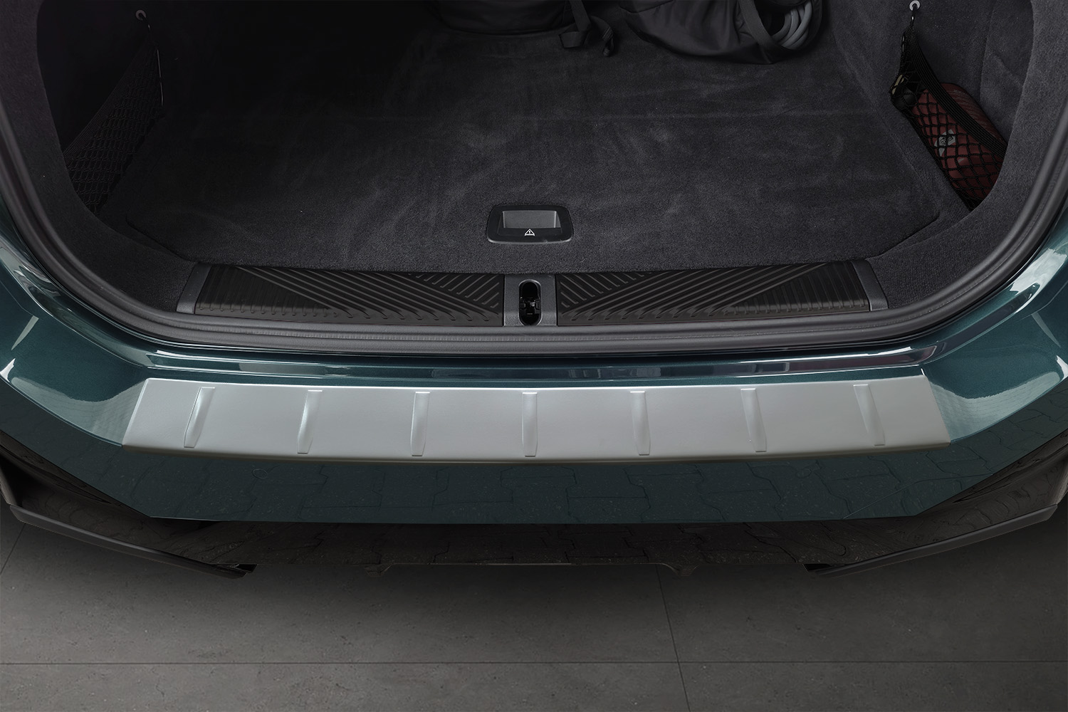 Rear bumper protector suitable for BMW 5 Series Touring (G61) 2024-present wagon stainless steel light grey (2)