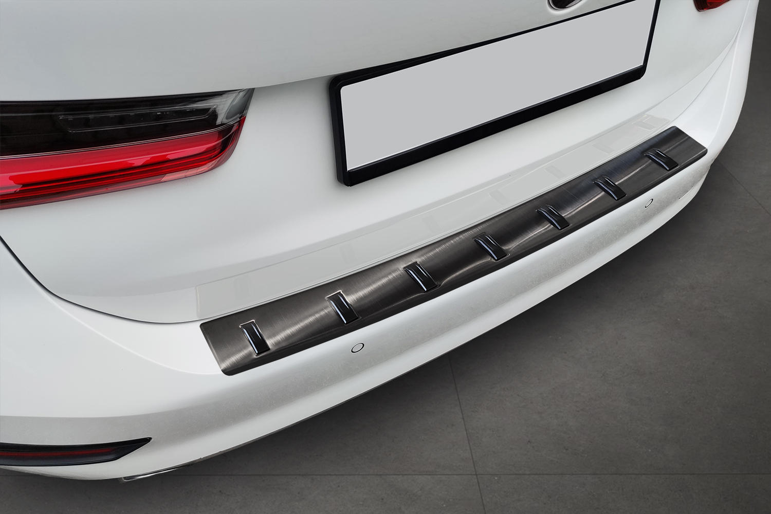 Ladekantenschutz passend für BMW 3er Touring (G21) 2019-2022 Kombi Edelstahl gebürstet Anthrazit – Strong