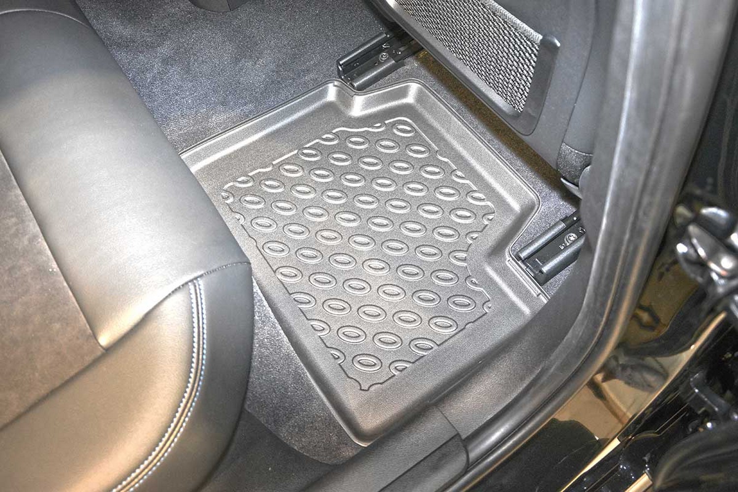 Car mats suitable for BMW 3 Series (G20) 2019-present 4-door saloon Cool Liner PE/TPE rubber (BMW53SFM-C) (5) Car mats suitable for BMW 3 Series (G20) 2019-present 4-door saloon Cool Liner PE/TPE rubber (BMW53SFM-C) (5)