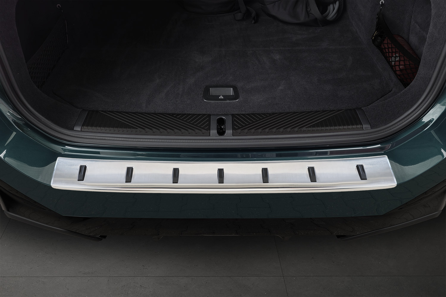 Rear bumper protector suitable for BMW 5 Series Touring (G61) 2024-present wagon stainless steel brushed (3)