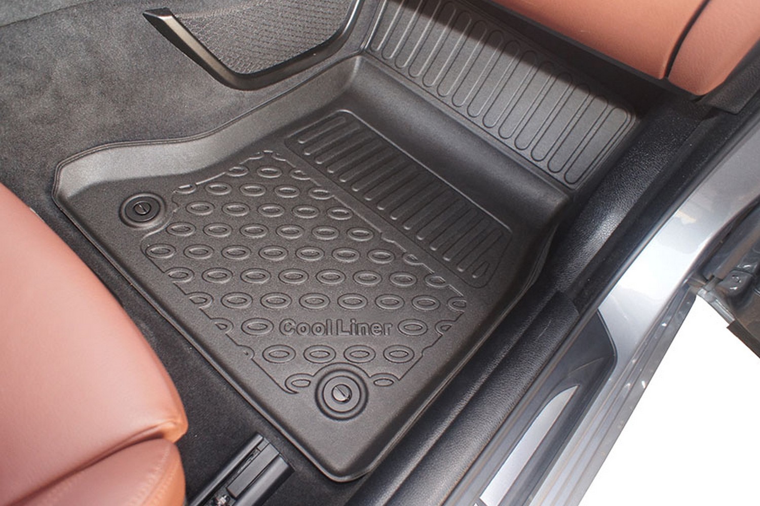 Car mats suitable for BMW 5 Series (F10) 2010-2013 4-door saloon Cool Liner PE/TPE rubber (BMW75SFM-C) (3) Car mats suitable for BMW 5 Series (F10) 2010-2013 4-door saloon Cool Liner PE/TPE rubber (BMW75SFM-C) (3)