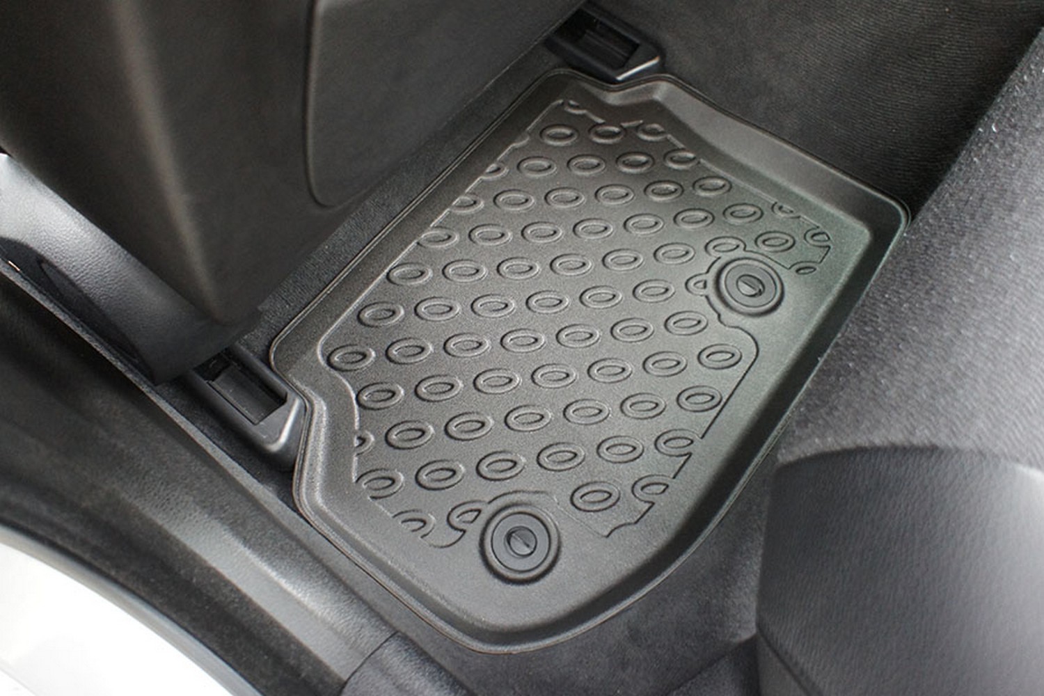 Car mats suitable for BMW 5 Series (F10) 2010-2013 4-door saloon Cool Liner PE/TPE rubber (BMW75SFM-C) (4) Car mats suitable for BMW 5 Series (F10) 2010-2013 4-door saloon Cool Liner PE/TPE rubber (BMW75SFM-C) (4)