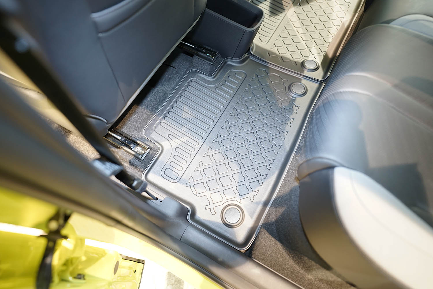 Car mats suitable for BYD Dolphin Surf 2025-present 5-door hatchback Guardliner PE/TPE rubber (BYD2DOFM-G) (4)