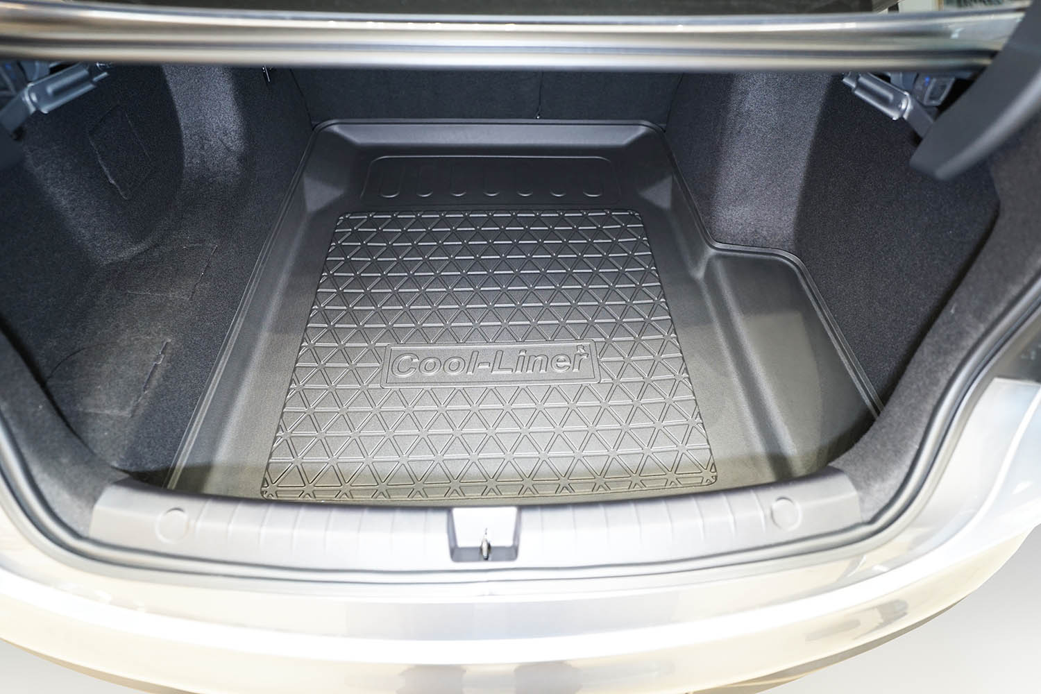 Boot mat suitable for BYD Seal 5 DM-i 2025-present 4-door saloon Cool Liner anti slip PE/TPE rubber (BYD3SETM-C) (3)