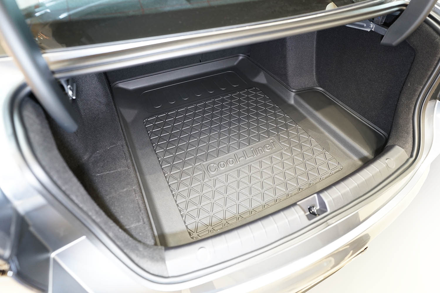 Boot mat suitable for BYD Seal 5 DM-i 2025-present 4-door saloon Cool Liner anti slip PE/TPE rubber (BYD3SETM-C) (4)