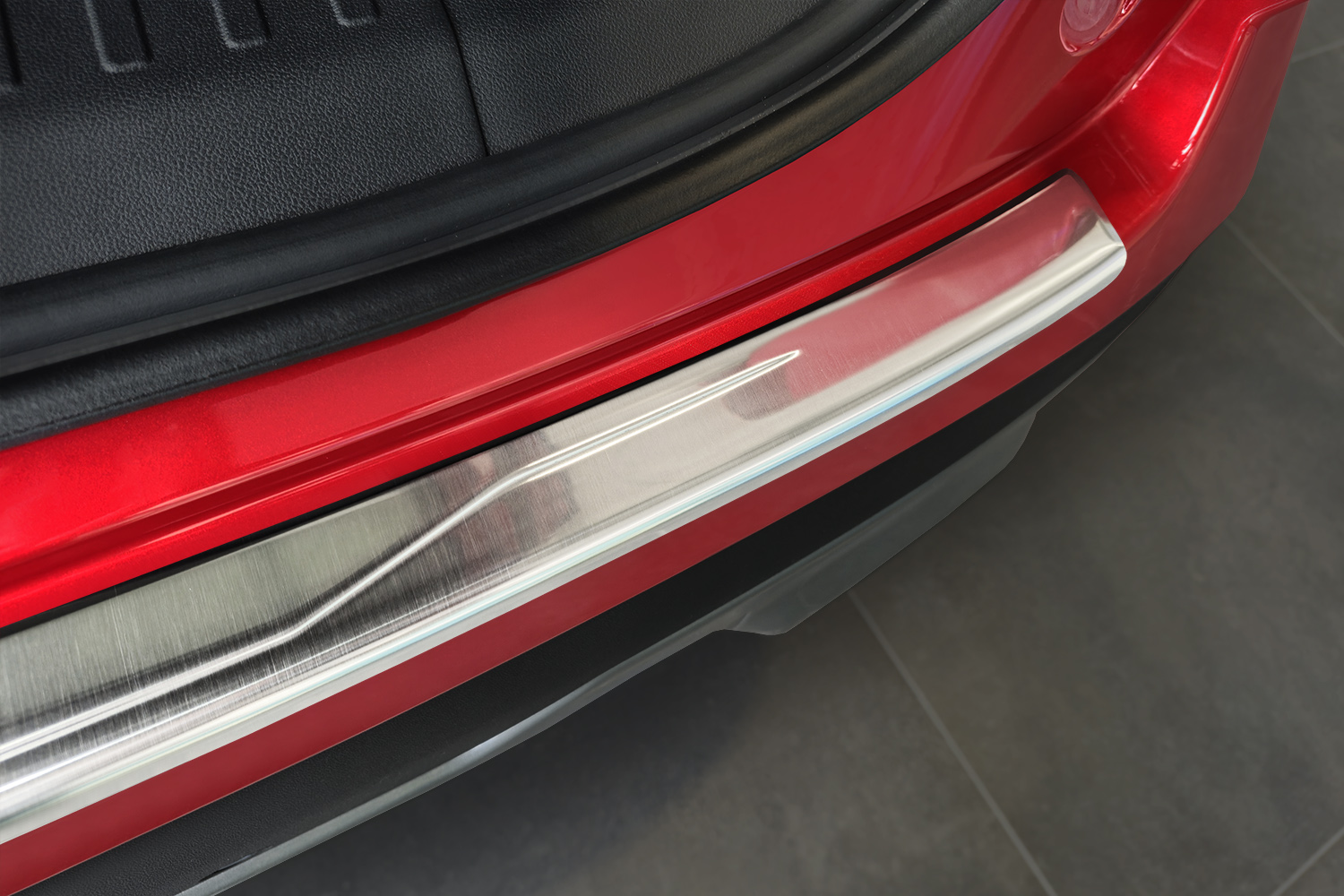 Rear bumper protector suitable for Chery Jaecoo 7 2023-present stainless steel brushed (4)