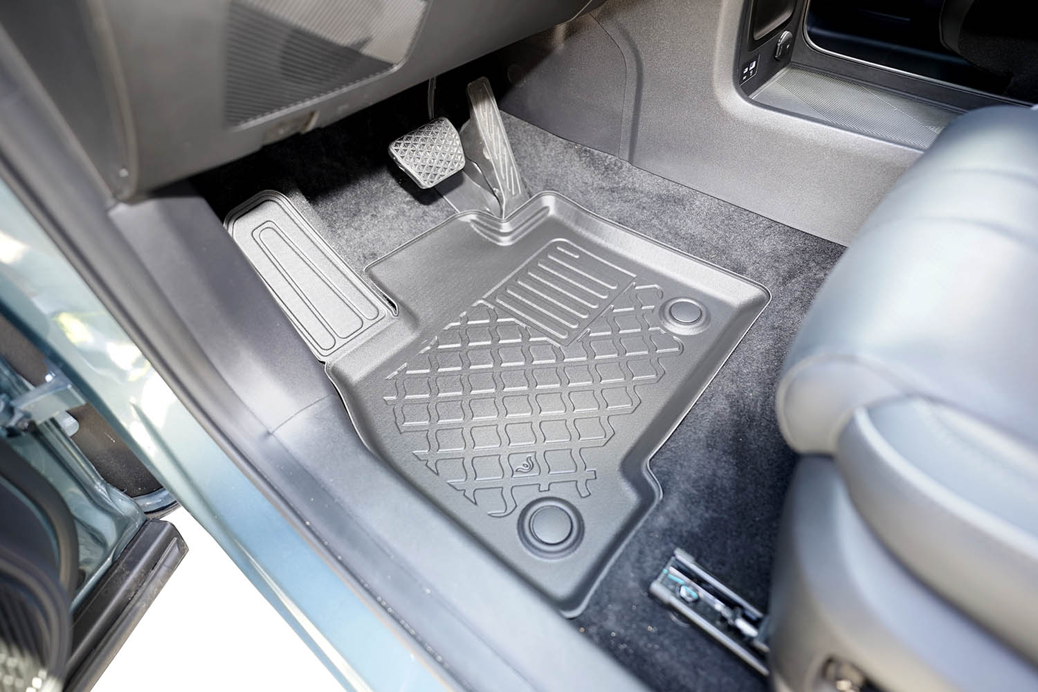 Car mats suitable for Chery Jaecoo 7 2023-present Guardliner PE/TPE rubber (CHE1J7FM-G) (2) Car mats suitable for Chery Jaecoo 7 2023-present Guardliner PE/TPE rubber (CHE1J7FM-G) (2)