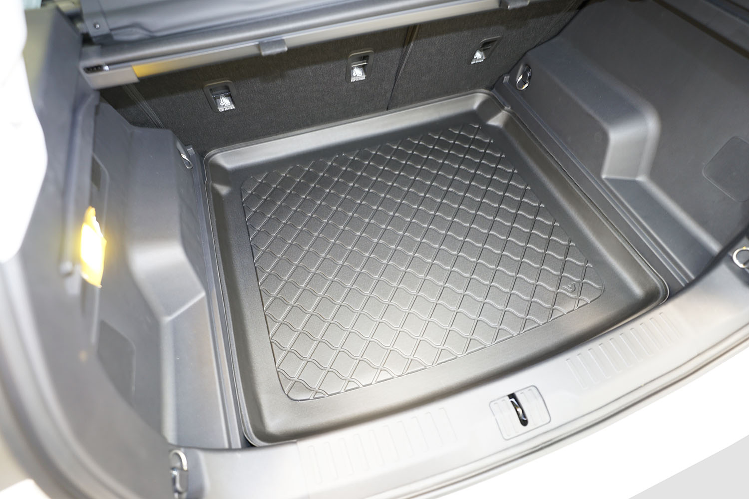 Boot mat suitable for Chery Jaecoo 7 2023-present Guardliner anti slip PE/TPE rubber (CHE1J7TM-G) (4)