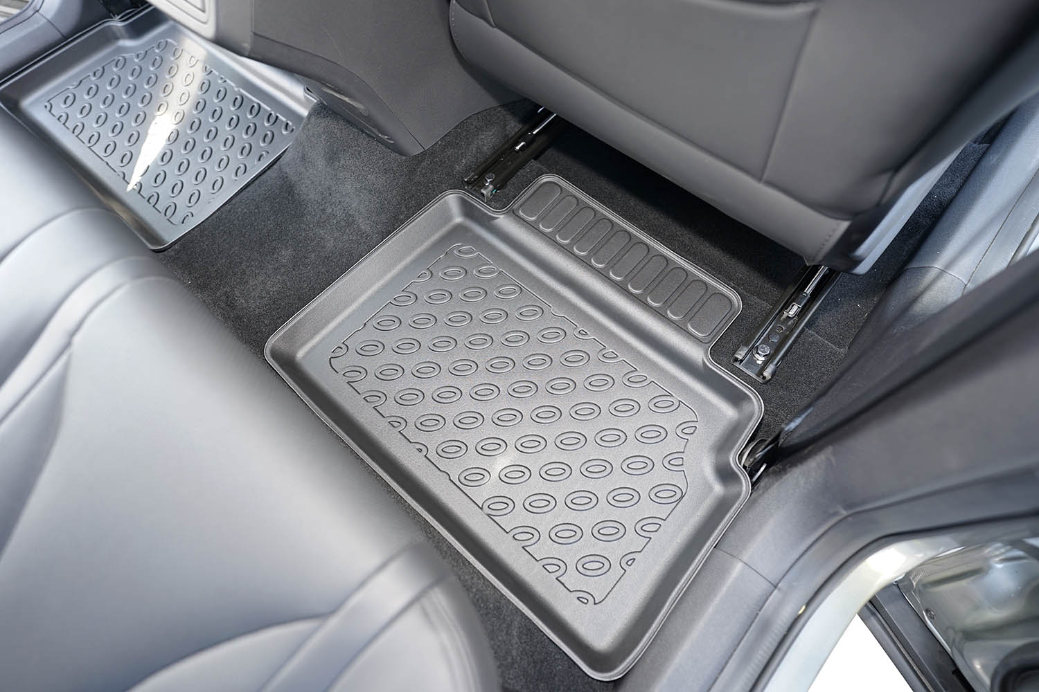 Car mats suitable for Chery Omoda 5 2024-present Cool Liner PE/TPE rubber (CHE1O5FM-C) (5)