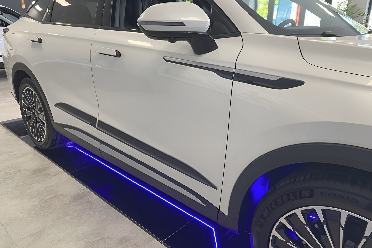 Door protectors suitable for Chery Omoda 9 2024-present set (3)