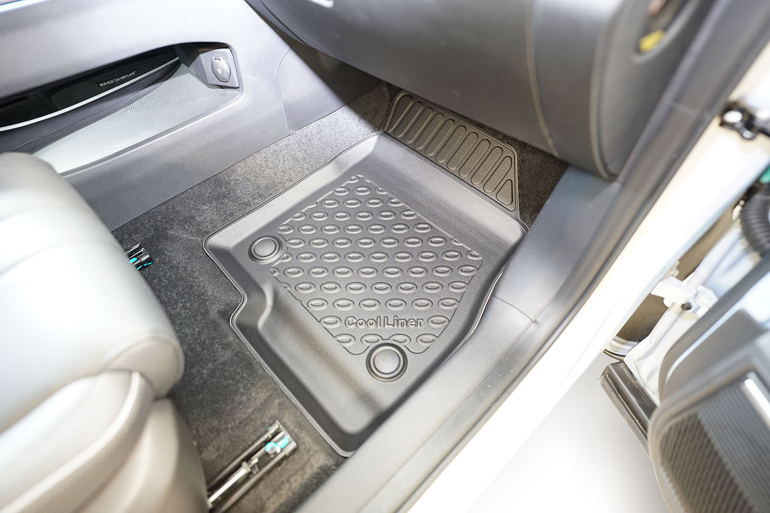 Car mats suitable for Chery Jaecoo 7 2023-present Cool Liner PE/TPE rubber (CHE2J7FM-C) (3)