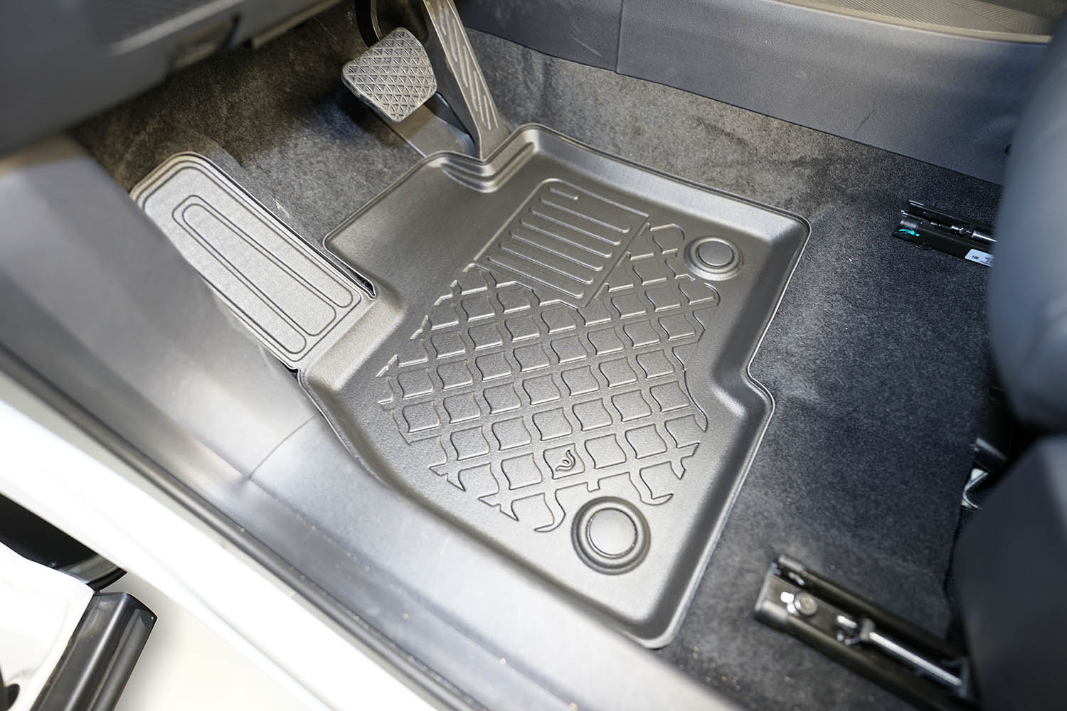 Car mats suitable for Chery Jaecoo 7 2023-present Guardliner PE/TPE rubber (CHE2J7FM-G) (2) Car mats suitable for Chery Jaecoo 7 2023-present Guardliner PE/TPE rubber (CHE2J7FM-G) (2)