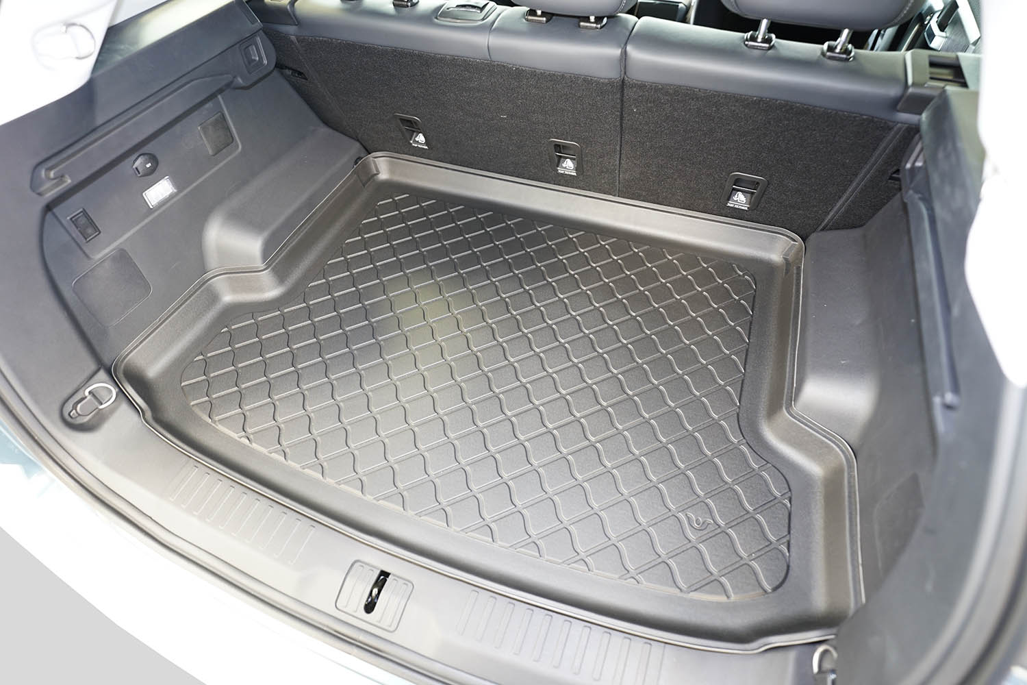 Boot mat suitable for Chery Jaecoo 7 2023-present Guardliner anti slip PE/TPE rubber (CHE2J7TM-G) (2)