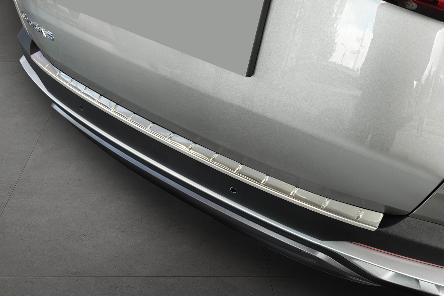 Rear bumper protector suitable for Chery Omoda 5 2022-present stainless steel brushed