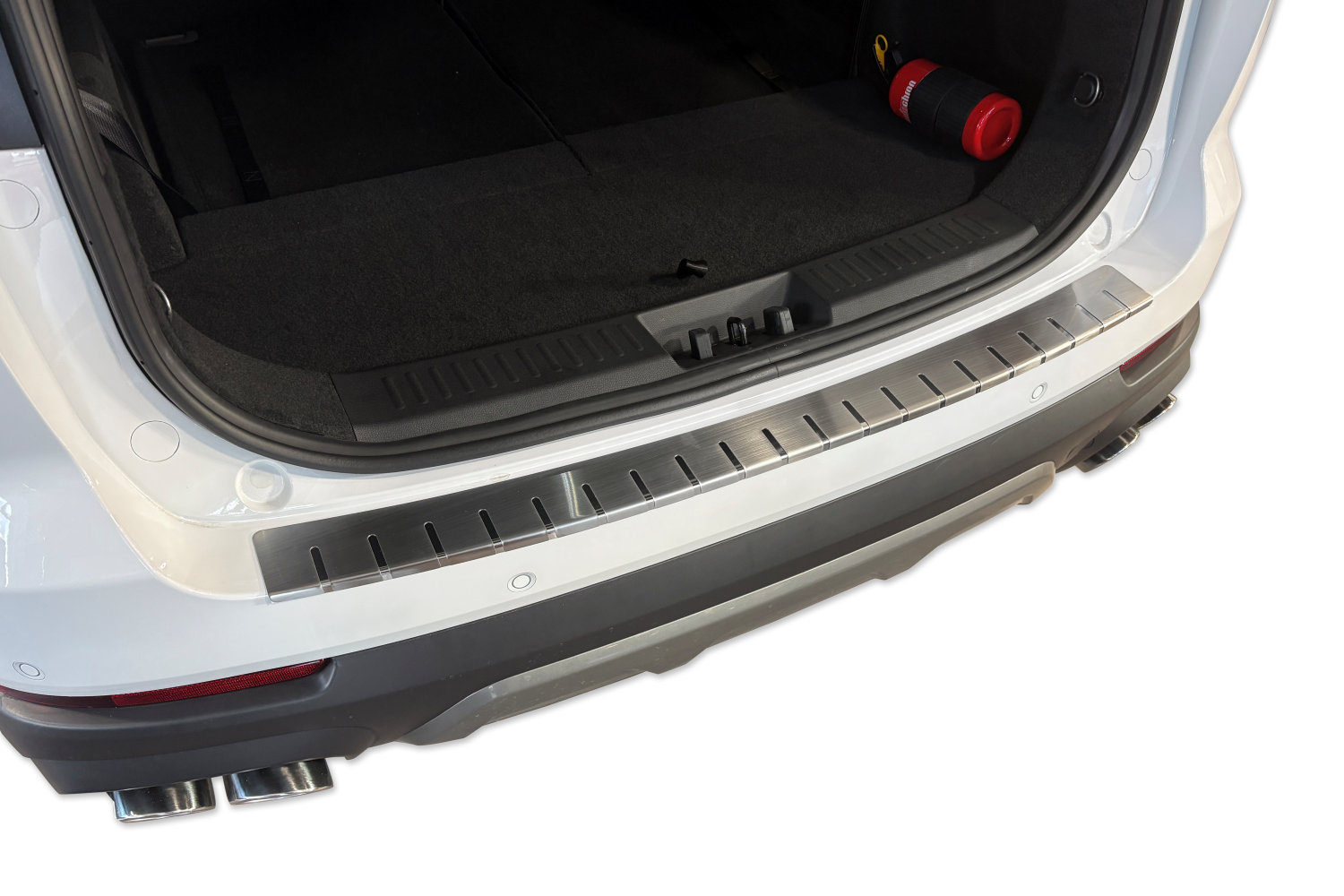 Rear bumper protector suitable for Chery Tiggo 8 2025-present stainless steel brushed Rear bumper protector suitable for Chery Tiggo 8 2025-present stainless steel brushed