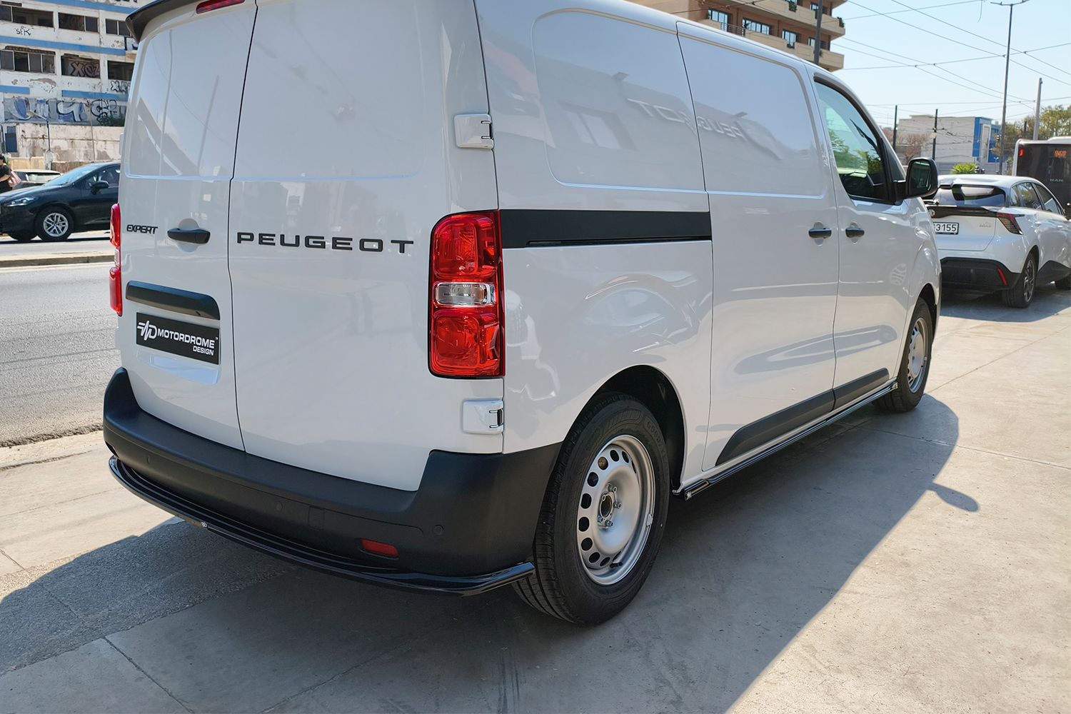 Side skirts suitable for Citroën Jumpy III 2016-present - painted (2) Side skirts suitable for Citroën Jumpy III 2016-present - painted (2)