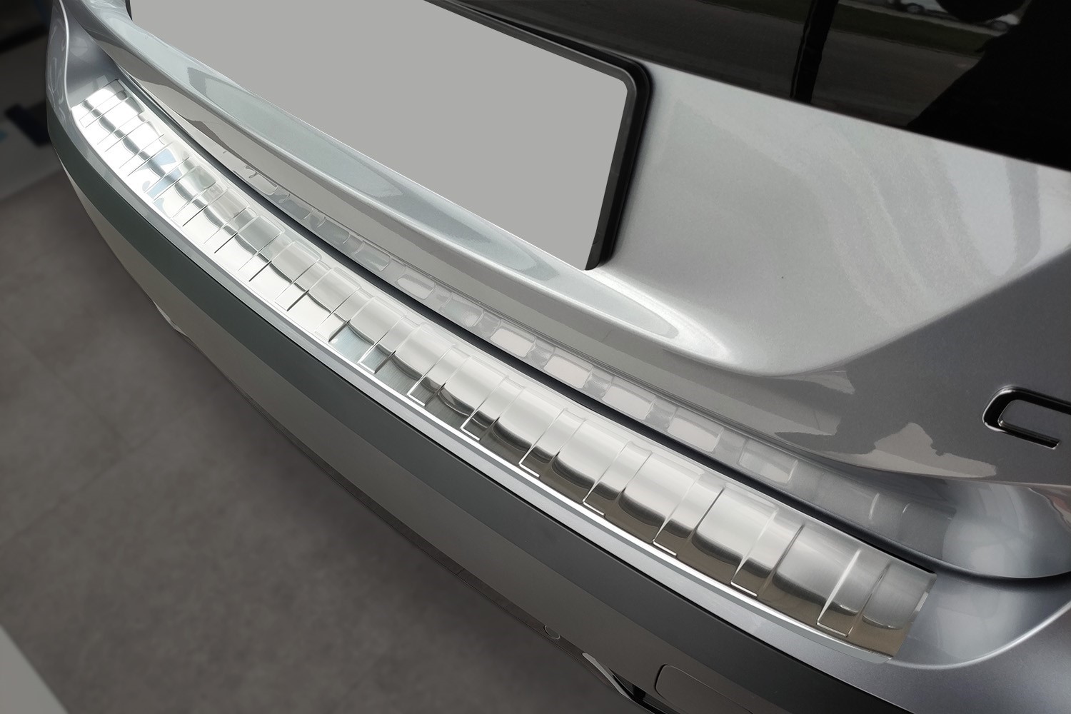 Rear bumper protector Citroën C4 III stainless steel anthracite
