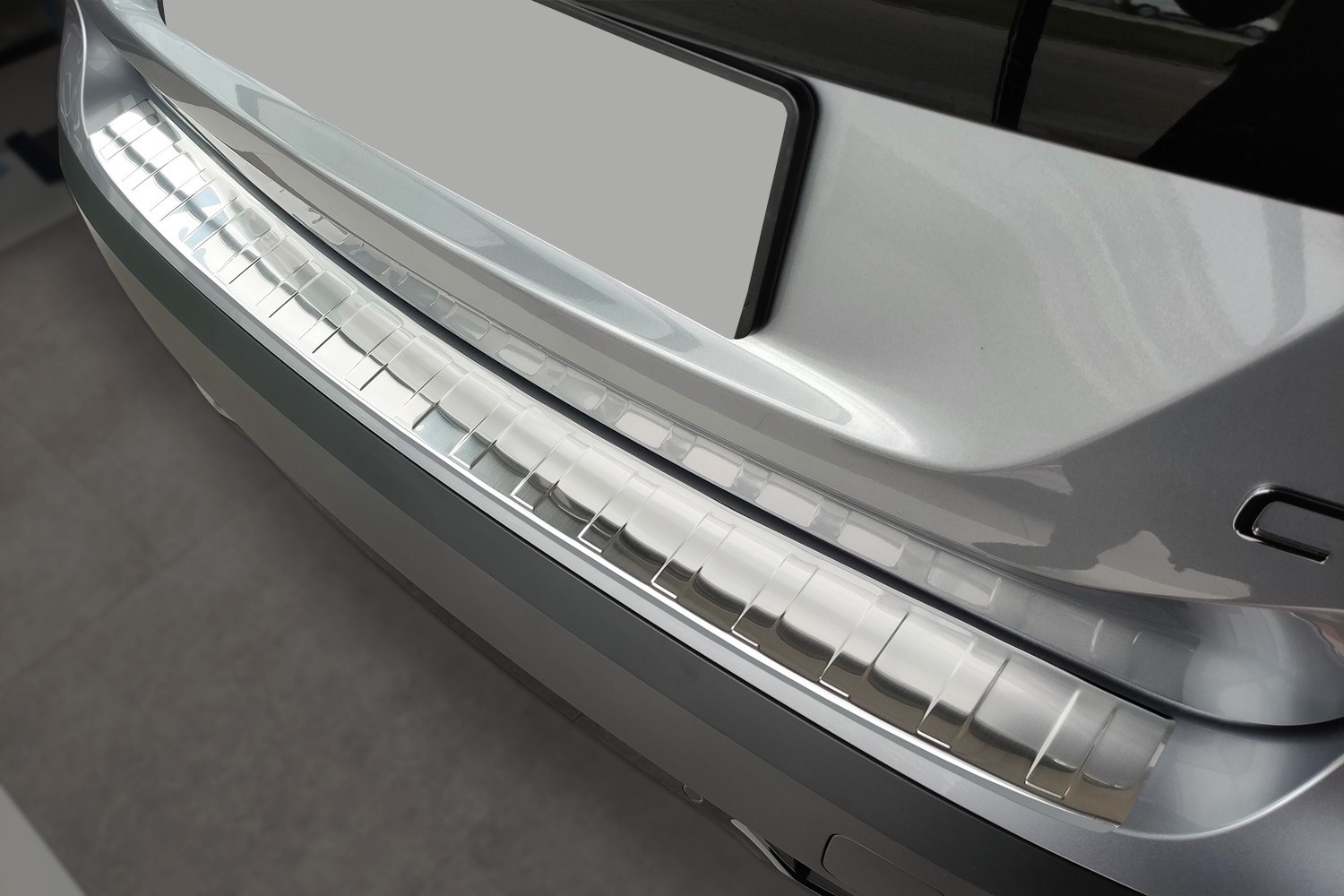 Rear bumper protector suitable for Citroën C4 III 2021-present 5-door hatchback stainless steel brushed