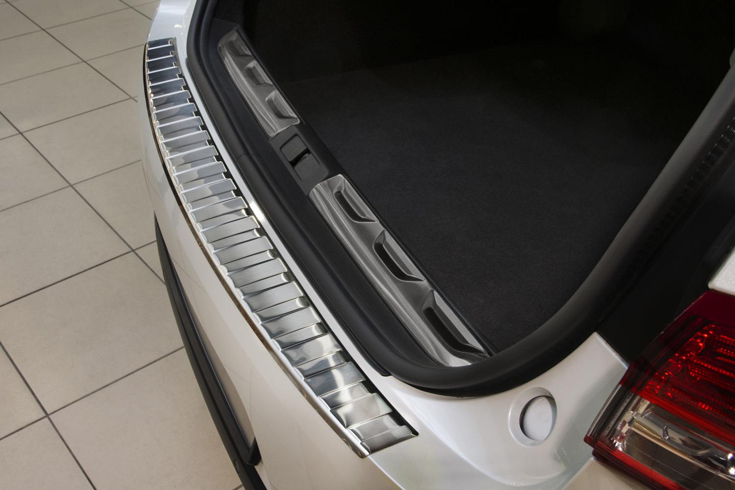 Rear bumper protector suitable for Citroën DS5 2012-2018 5-door hatchback stainless steel brushed