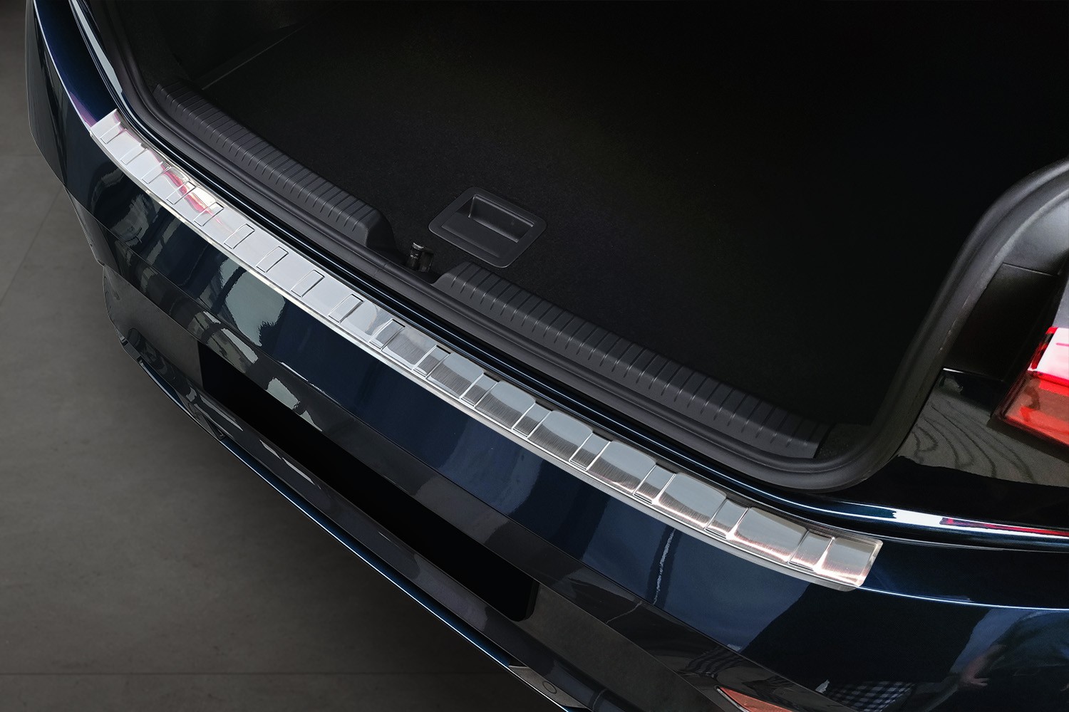 Rear bumper protector Cupra Born 2021-present 5-door hatchback stainless steel brushed