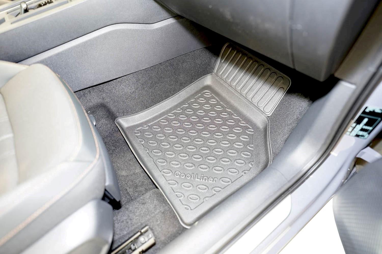 2befair Auto-Fußmatte Gummimatten Fußraum vorne für den Cupra Born,  Umfassender Schutz gegen Nässe und Schmutz