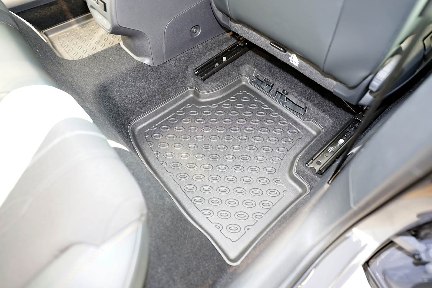 Car mats suitable for Cupra Formentor 2024-present Cool Liner PE/TPE rubber (CUP2FOFM-C) (5) Car mats suitable for Cupra Formentor 2024-present Cool Liner PE/TPE rubber (CUP2FOFM-C) (5)