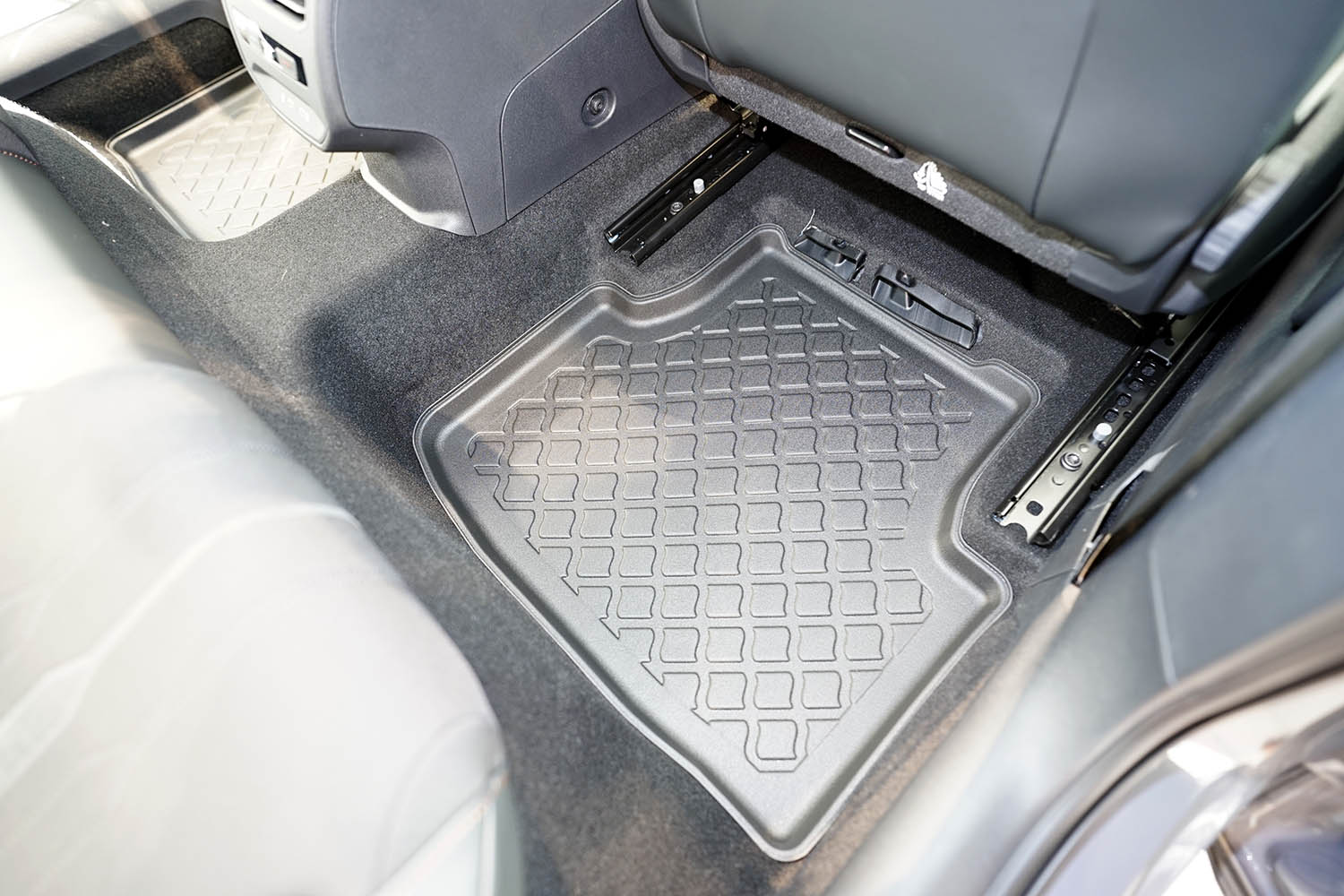 Car mats suitable for Cupra Formentor 2024-present Guardliner PE/TPE rubber (CUP2FOFM-G) (5) Car mats suitable for Cupra Formentor 2024-present Guardliner PE/TPE rubber (CUP2FOFM-G) (5)