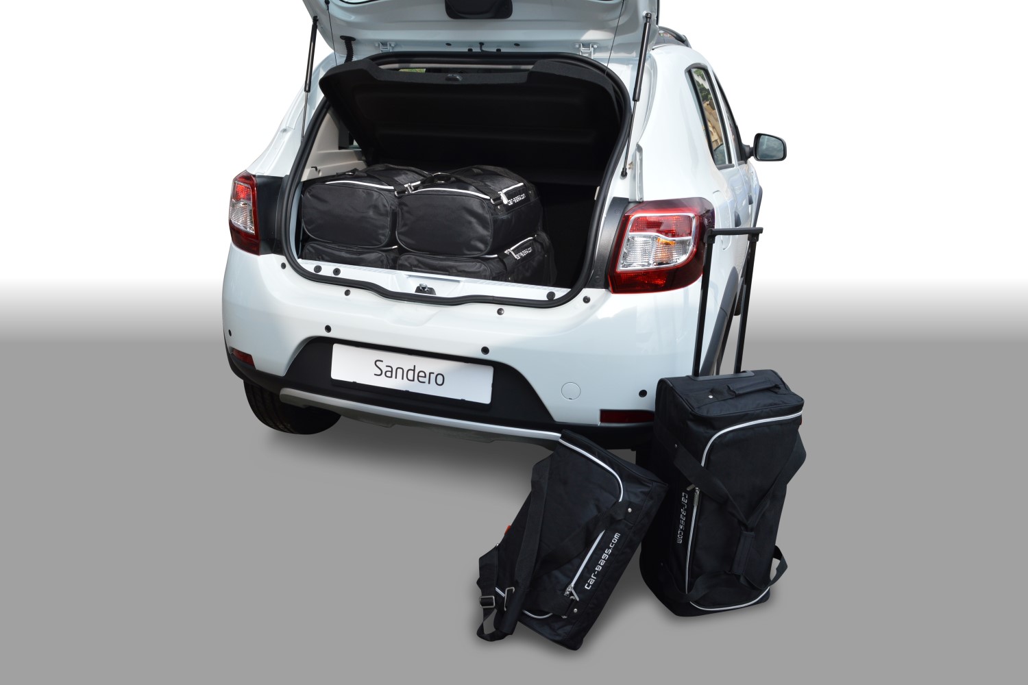 Reistassenset Dacia Sandero II 2012-2020 5-deurs hatchback