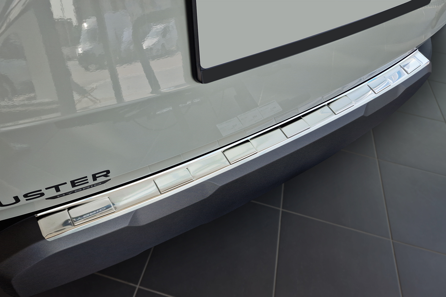 Rear bumper protector suitable for Dacia Duster III 2024-present stainless steel brushed