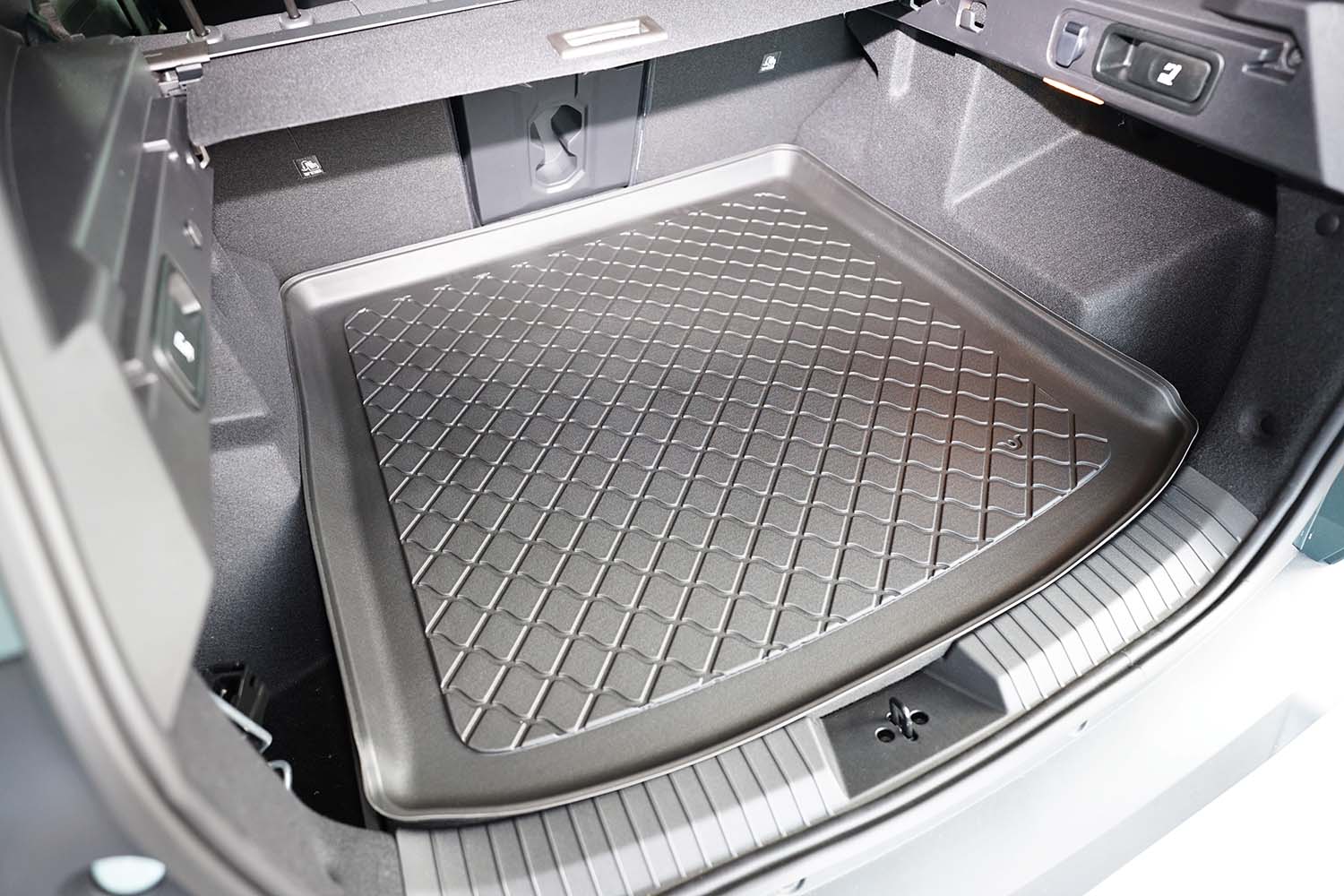 Boot mat suitable for Dacia Bigster 2025-present Guardliner anti slip PE/TPE rubber (DAC1BITM-G) (4)