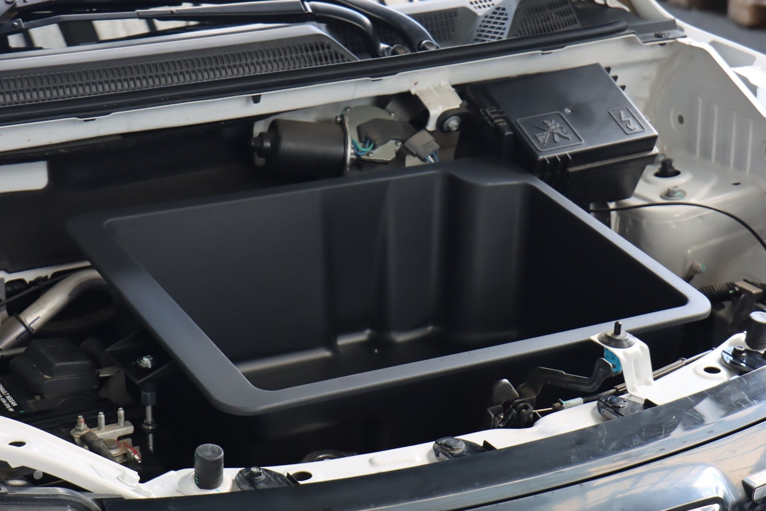 Frunk opbergbak geschikt voor Dacia Spring (BBG) 2021-heden