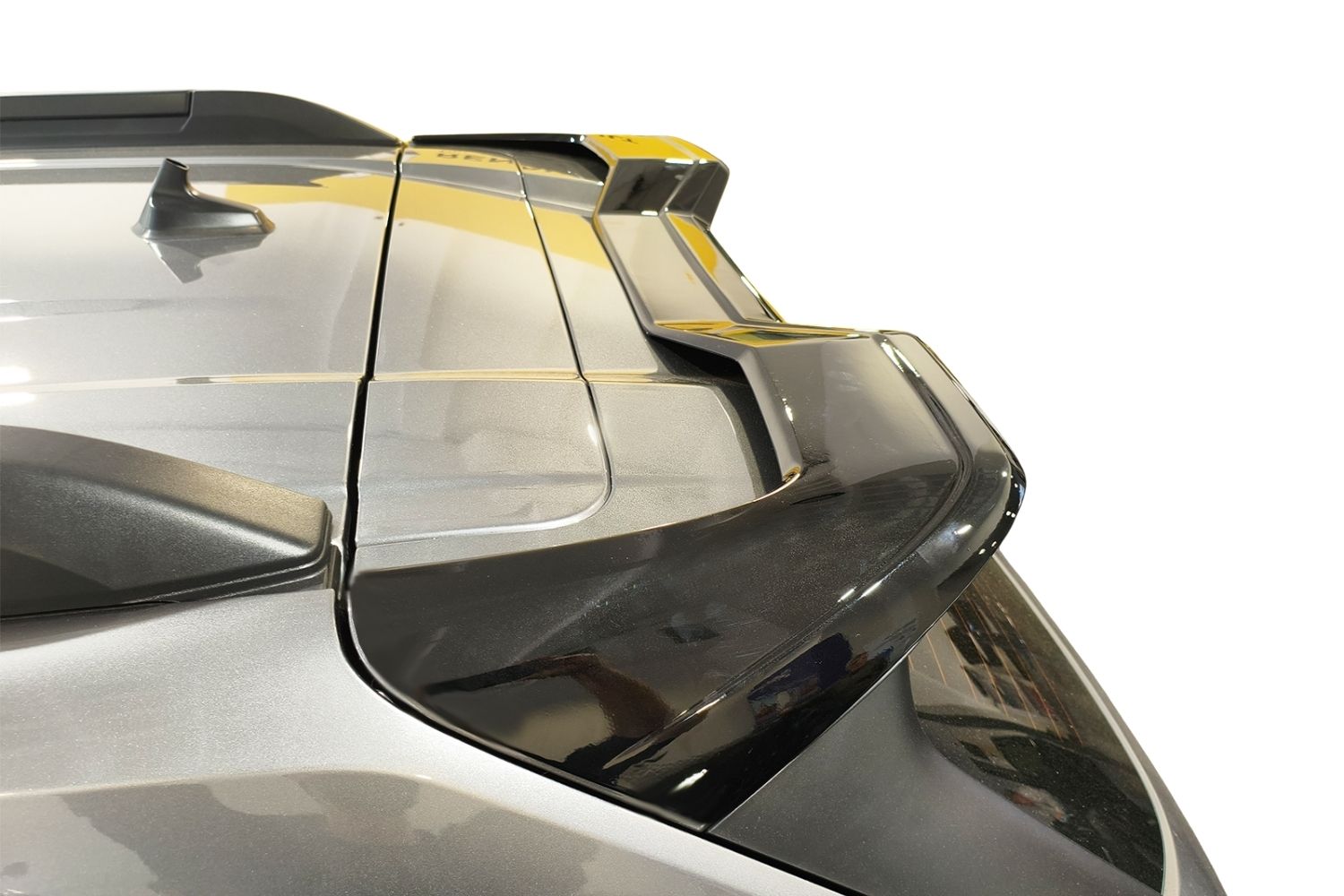 Roof spoiler suitable for Dacia Duster III 2024-present PU - painted (3) Roof spoiler suitable for Dacia Duster III 2024-present PU - painted (3)