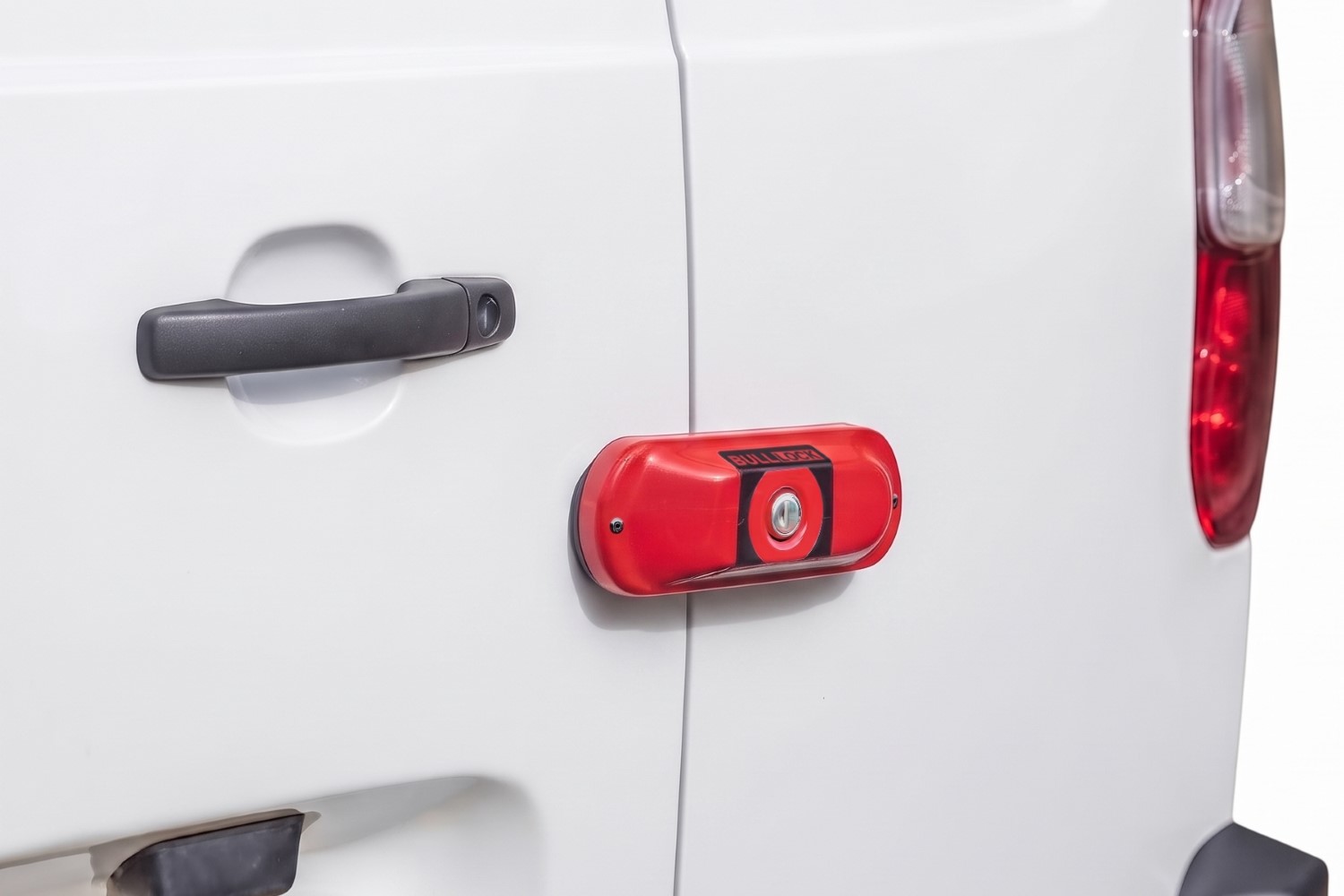 Van lock M-Bull-Lock Oval rear (2) Van lock M-Bull-Lock Oval rear (2)