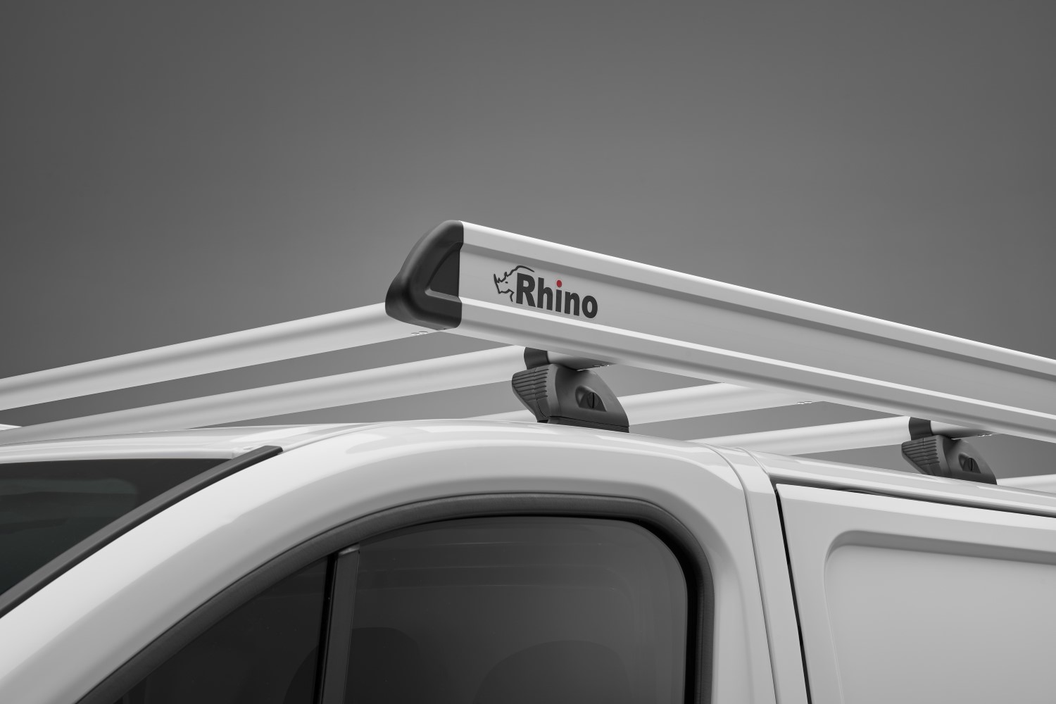 Example Roof rack Rhino KammEdge silver (3)