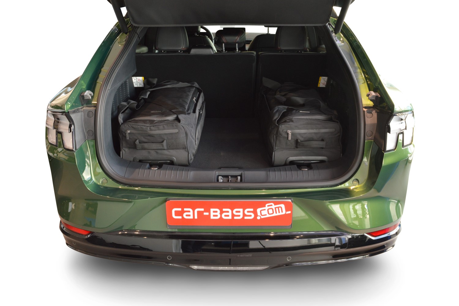 Travel bag set suitable for Ford Mustang Mach-E 2020-present Pro.Line (2)