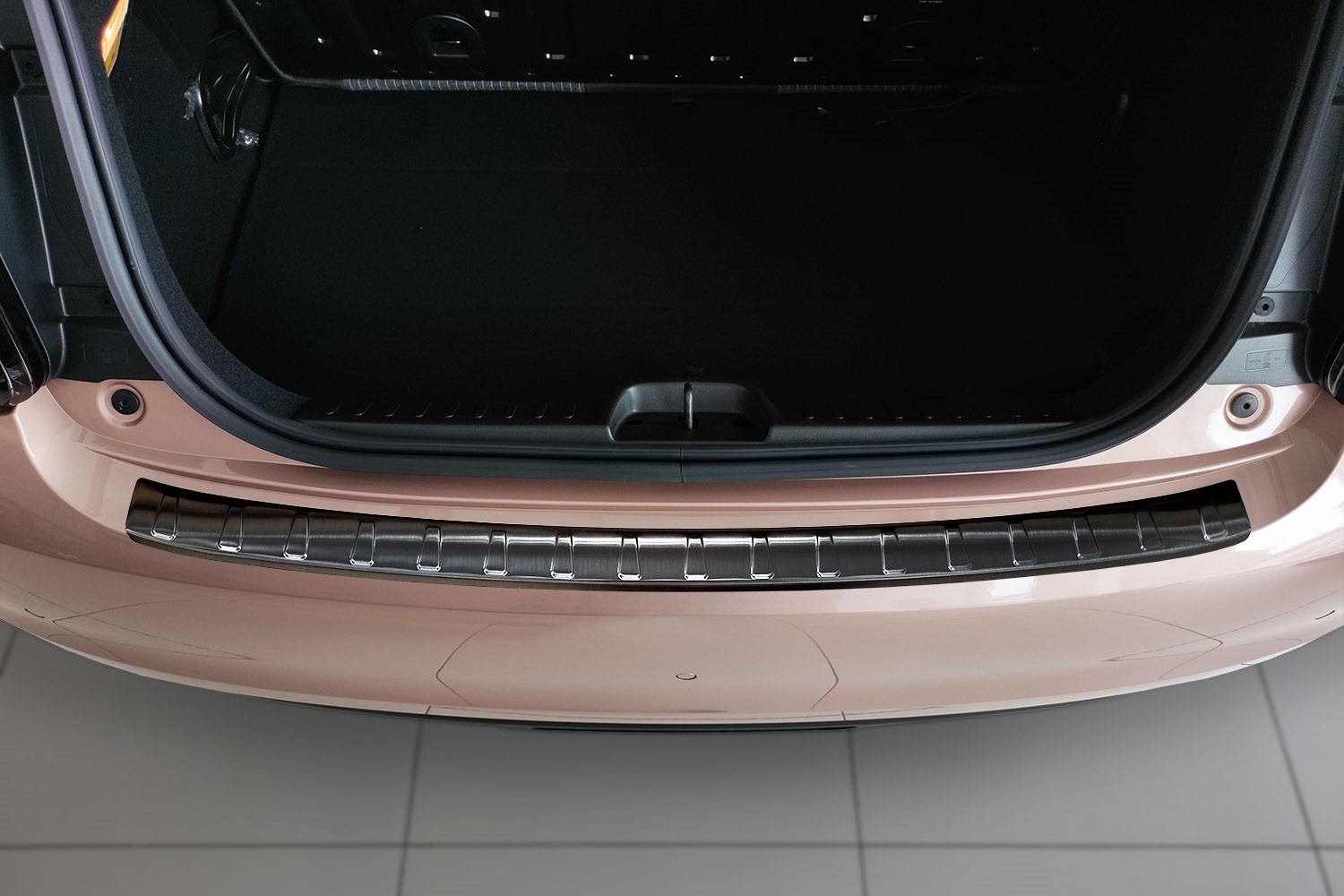 Rear bumper protector suitable for Fiat 500e 2020-present 3-door hatchback stainless steel brushed anthracite