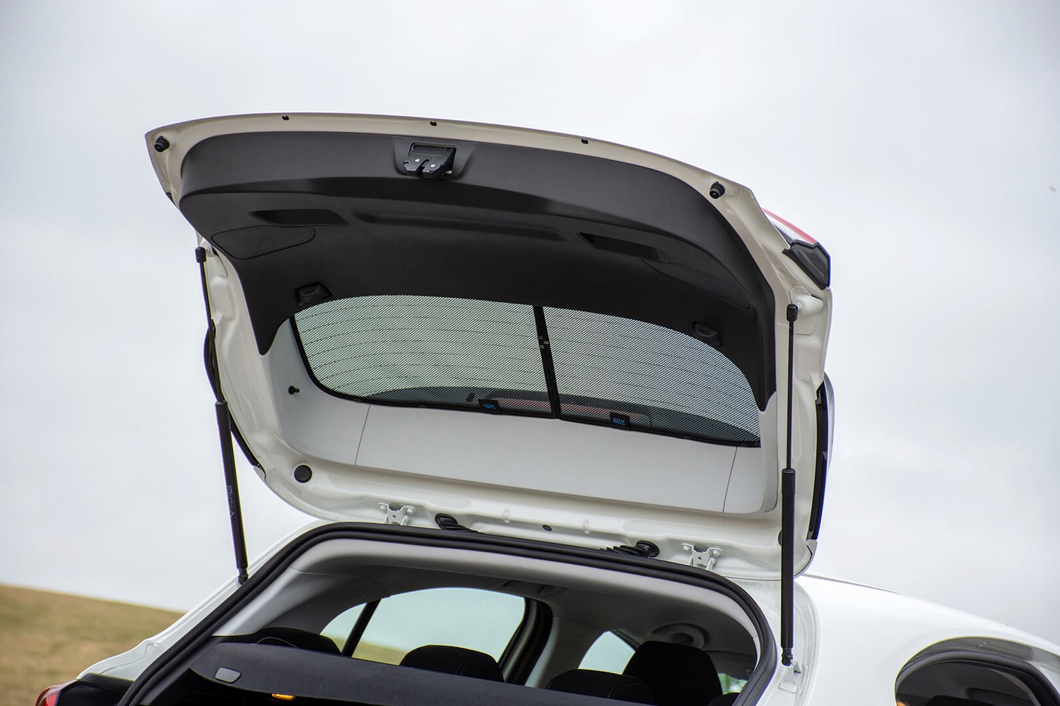Sun shades Fiat Tipo (Type 357) 2016-present 5-door hatchback Car shades - set (4)