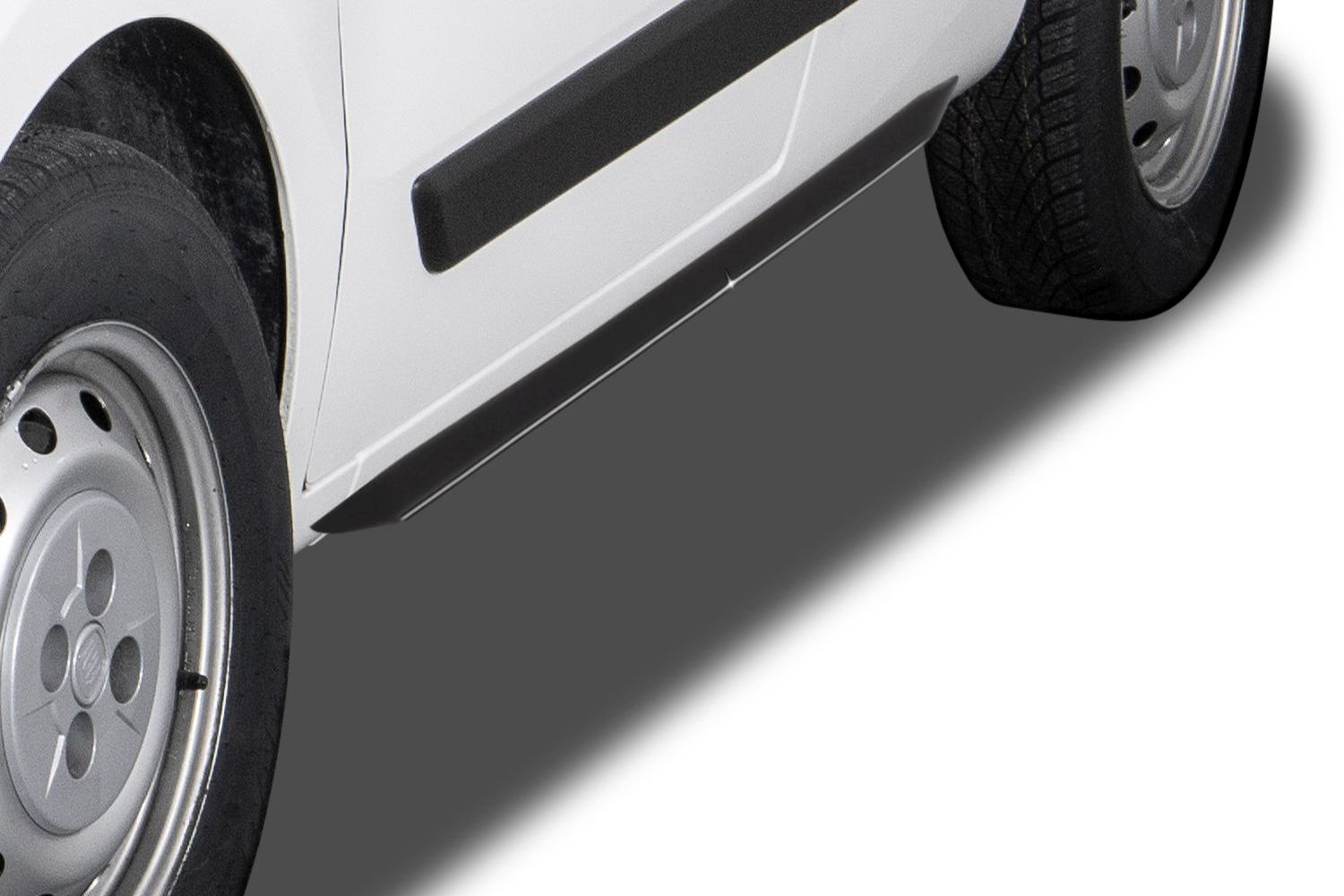 Jupes latérales "Slim" convient à Fiat Fiorino III - Qubo 2016-présent ABS Jupes latérales "Slim" convient à Fiat Fiorino III - Qubo 2016-présent ABS