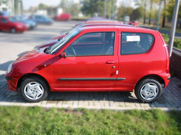 Baguettes protection convient à Fiat Seicento 1998-2005 3 portes bicorps ensemble