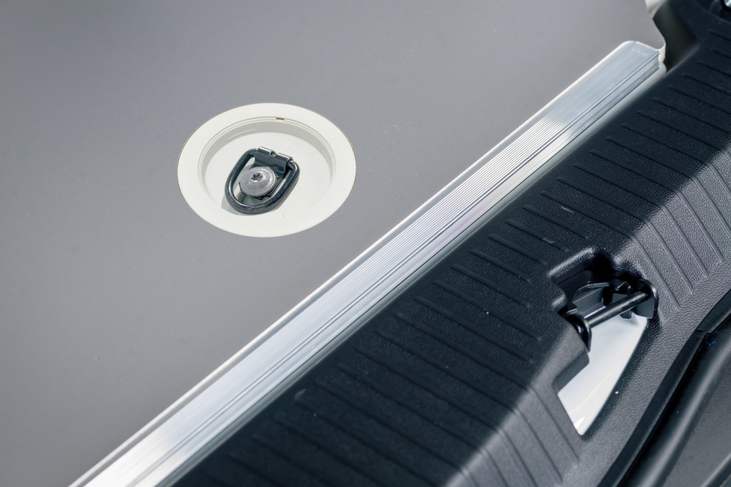 Floor liner poplar plywood - Laadvloer populieren multiplex - Laderaumboden Pappel Multiplex - Plancher contreplaqu&eacute; de peuplier (example) (4)