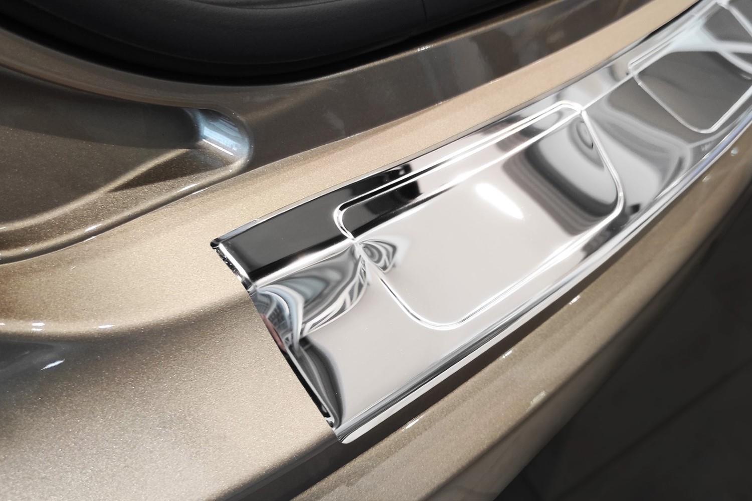 Rear bumper protector Ford Edge II stainless steel high gloss | CPE