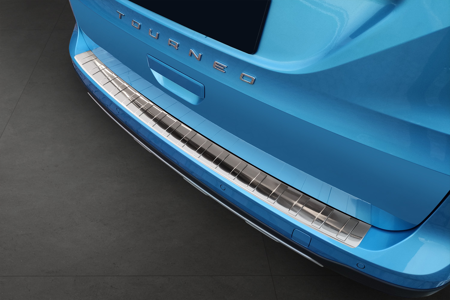 Rear bumper protector suitable for Ford Tourneo Connect III 2022-present stainless steel brushed