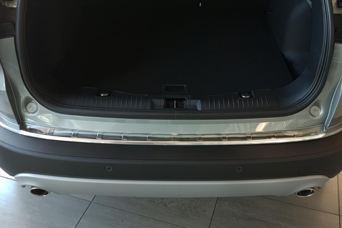 Protection de seuil de coffre Ford Kuga II 2012-2019 acier inox brossé
