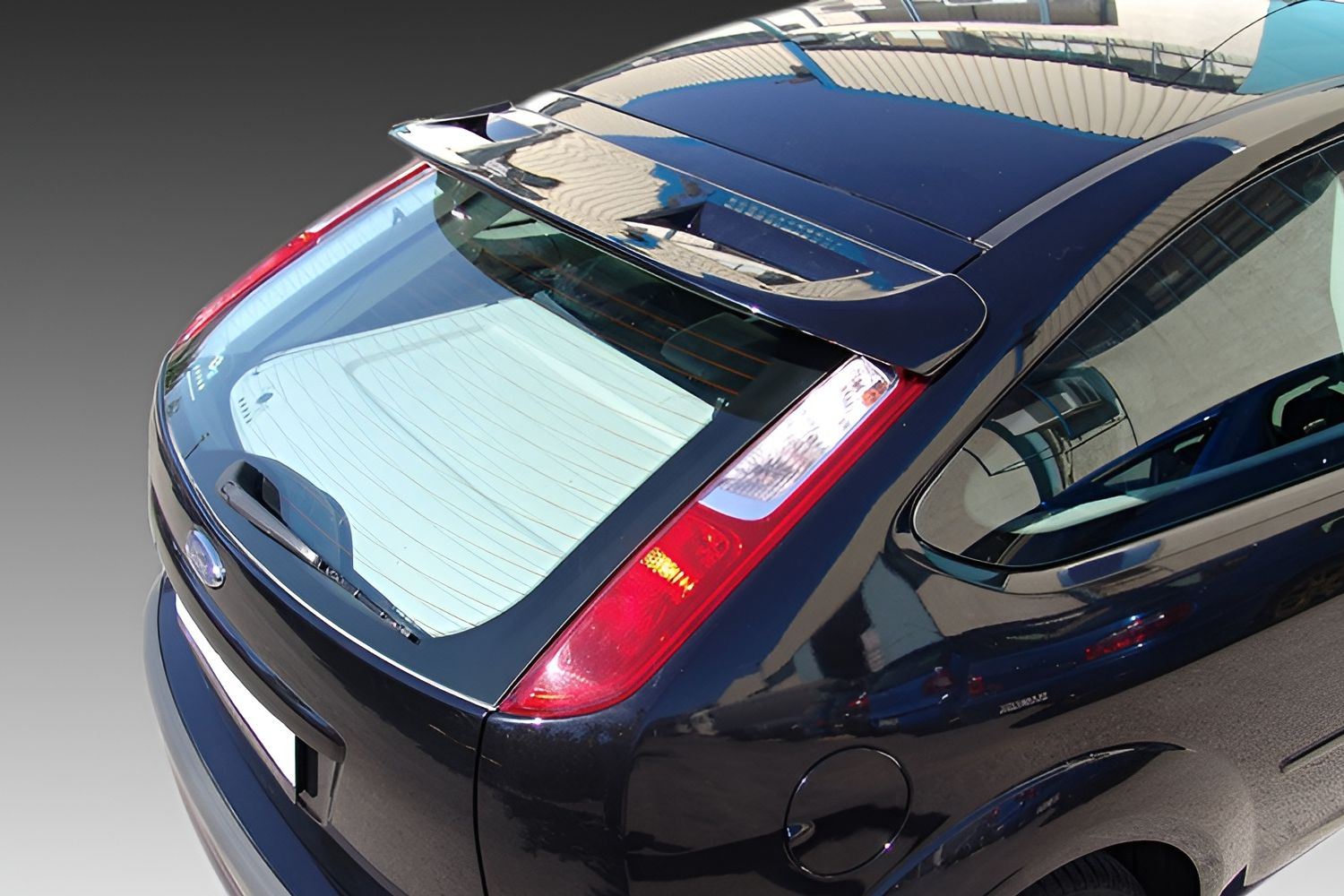 Roof spoiler suitable for Ford Focus II 2004-2010 3-door hatchback- painted (2)