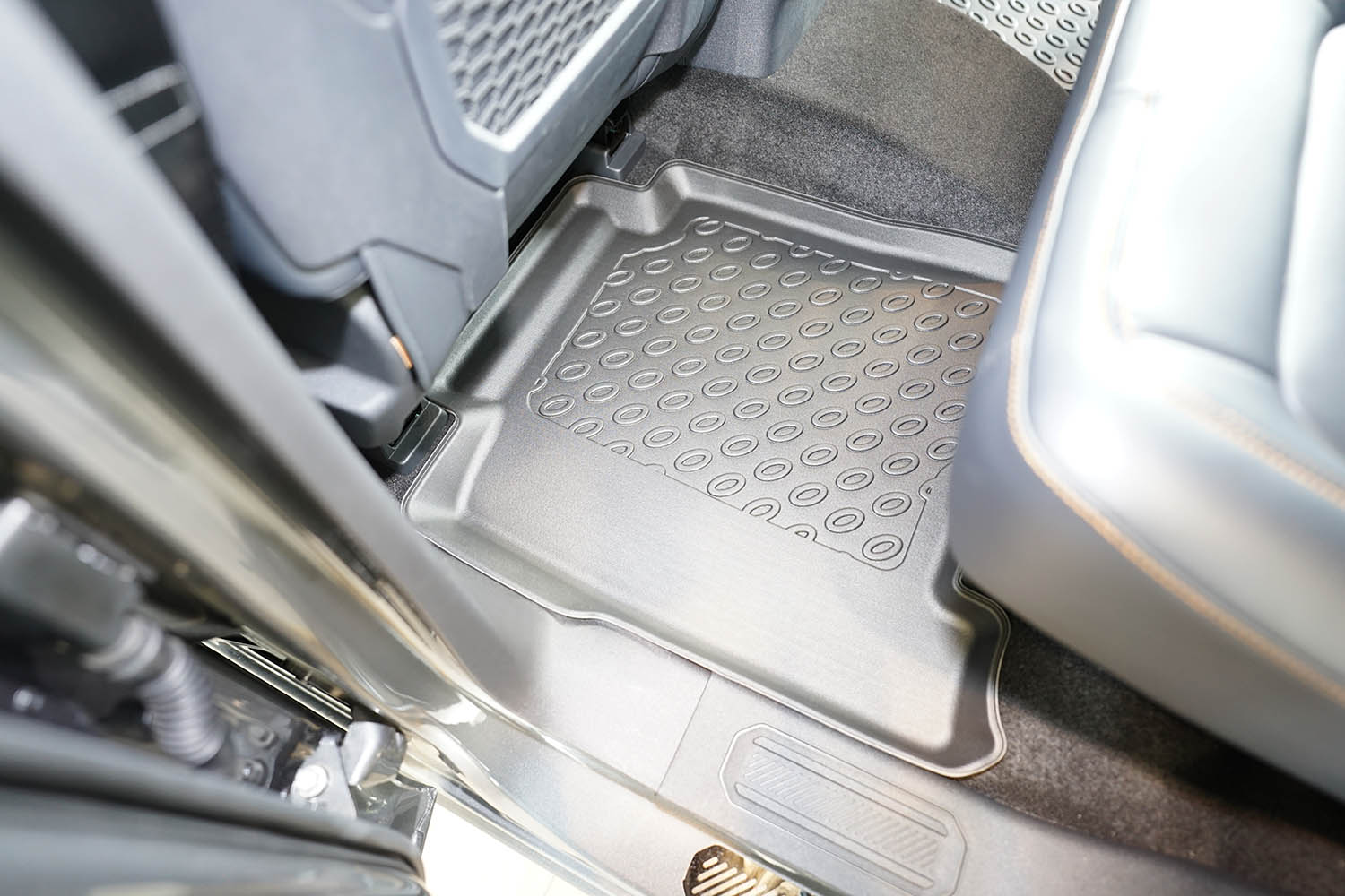 Car mats suitable for Ford Bronco (U725) 2021-present Cool Liner PE/TPE rubber (FOR1BRFM-C) (7) Car mats suitable for Ford Bronco (U725) 2021-present Cool Liner PE/TPE rubber (FOR1BRFM-C) (7)