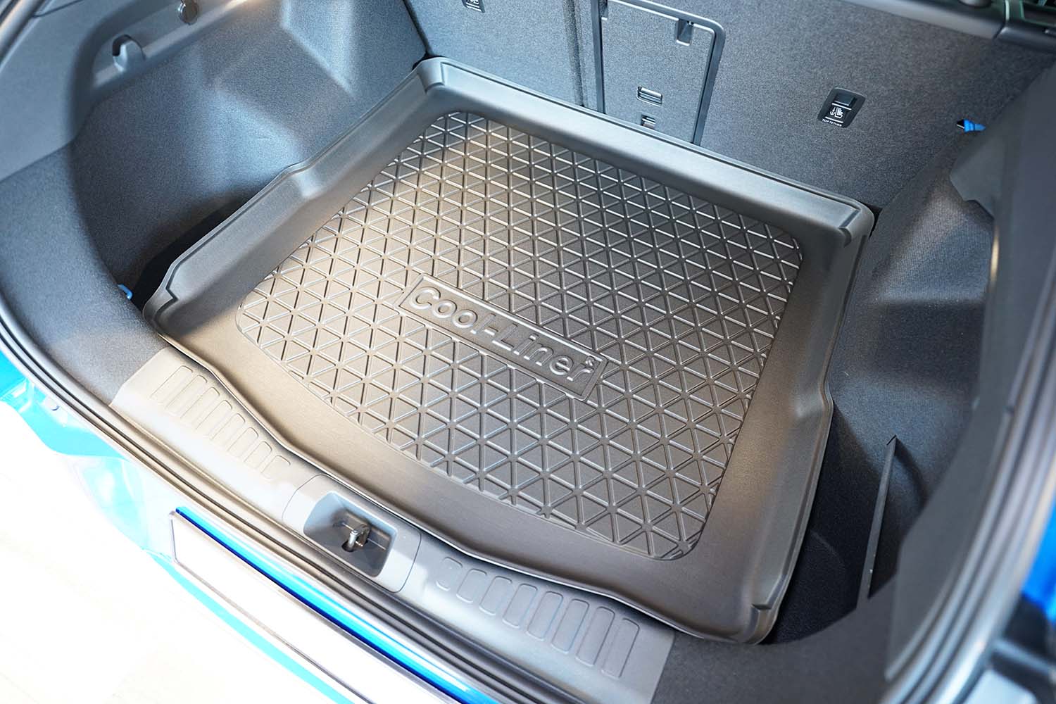 Boot mat suitable for Ford Capri EV 2024-present Cool Liner anti slip PE/TPE rubber (FOR1CATM-C) (2)