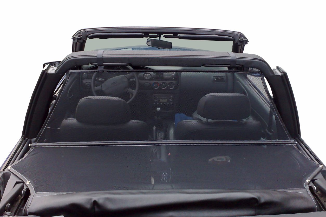 Cabriolet wind deflector Ford Escort (MK3 & MK4) 1983-1990 Black (2) Cabriolet wind deflector Ford Escort (MK3 & MK4) 1983-1990 Black (2)